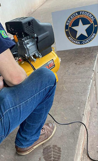 Mais um compressor de ar e retido com drogas pela Receita Federal em Corumb&aacute;