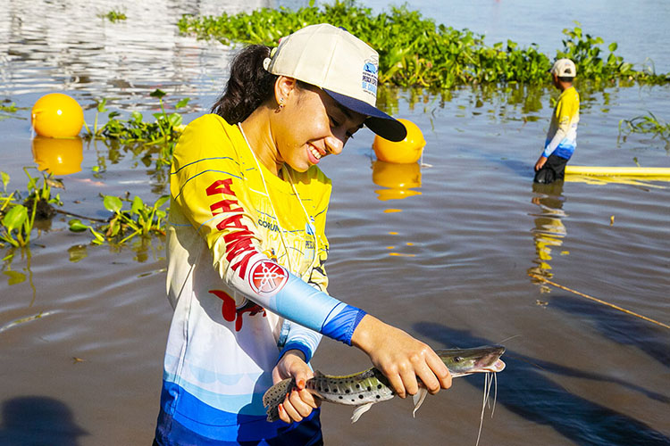 Mil e duzentas crian&ccedil;as participam do Festival Internacional de Pesca Esportiva de Corumb&aacute;