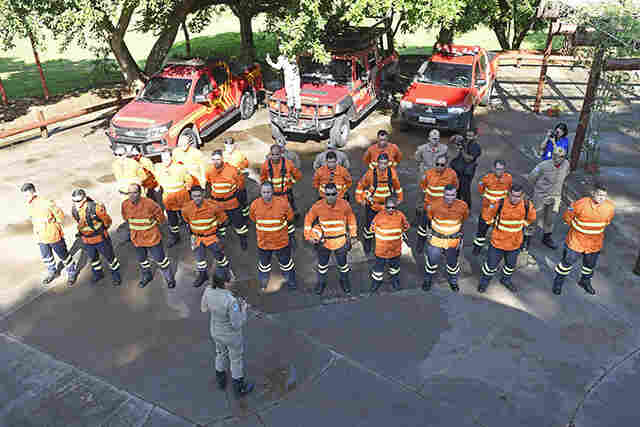 Com a&ccedil;&otilde;es preventivas e bases avan&ccedil;adas, bombeiros de MS atuam no combate a inc&ecirc;ndios florestais no Pantanal