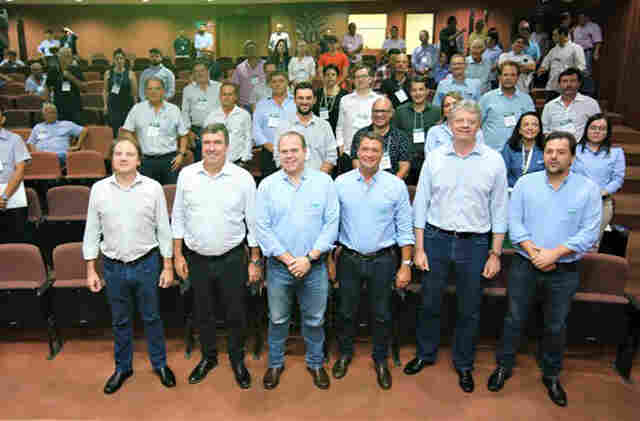 Avan&ccedil;os e Desafios: governador se re&uacute;ne com setor produtivo para discutir investimentos e demandas