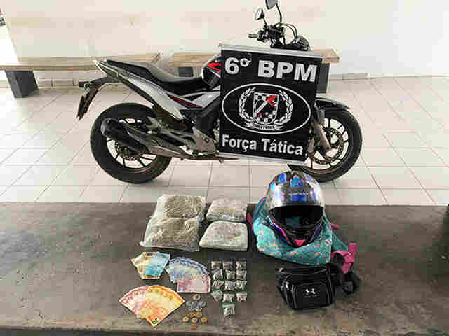 Casal de traficantes &eacute; detido pela Pol&iacute;cia Militar ap&oacute;s tentativa de fuga em uma moto em Corumb&aacute;
