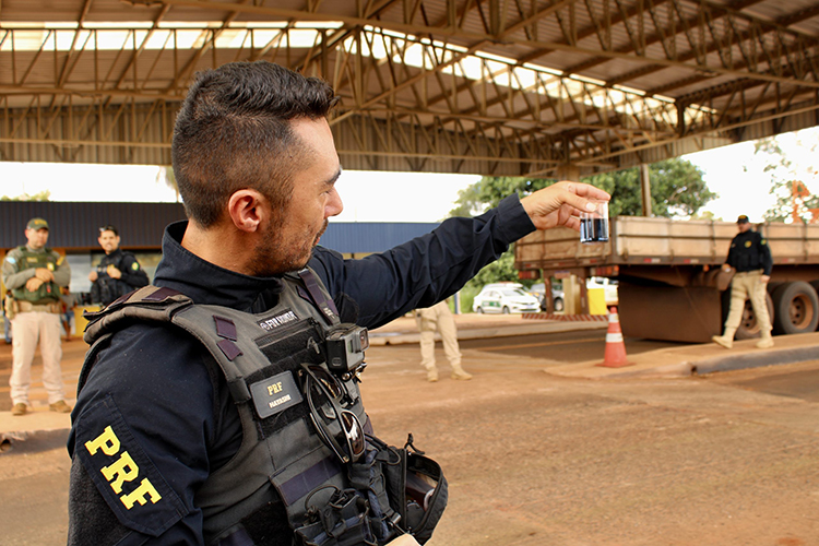 Agentes do Detran fazem curso de fiscaliza&ccedil;&atilde;o ambiental em parceria com a PRF