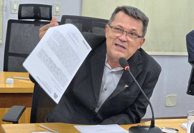 Vereador reivindica ambul&acirc;ncia para atender comunidade de Albuquerque