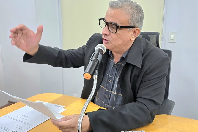 Recupera&ccedil;&atilde;o da estrada de acesso &agrave; regi&atilde;o da Escola Jabotazinho &eacute; solicitada na C&acirc;mara