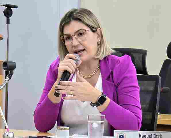 Raquel Bryk  prop&otilde;e cria&ccedil;&atilde;o de programa de incentivo &agrave; contrata&ccedil;&atilde;o de estagi&aacute;rios em Corumb&aacute;