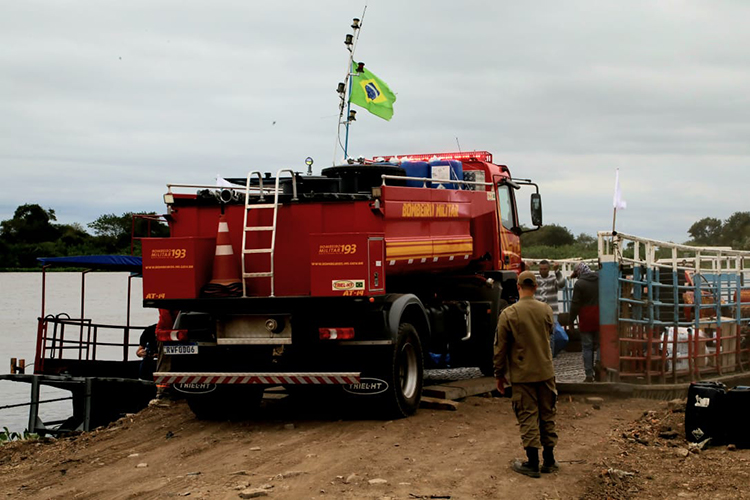 Para combater inc&ecirc;ndios florestais no Pantanal, Governo de MS instala bases dos bombeiros em 13 &aacute;reas
