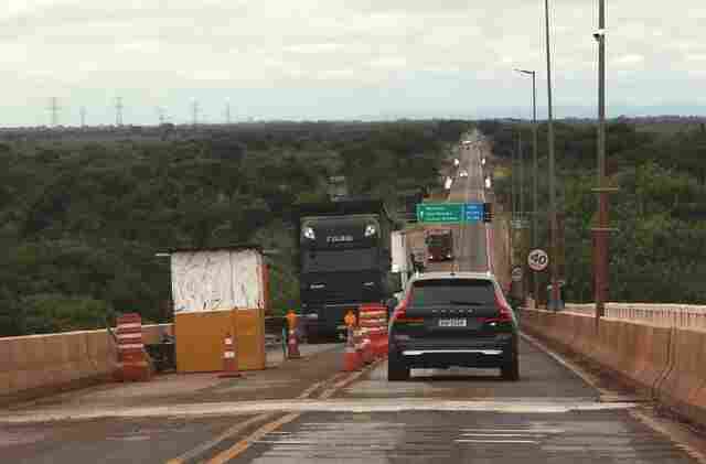Recupera&ccedil;&atilde;o da ponte sobre o rio Paraguai avan&ccedil;a e 3&ordf; concretagem acontece no fim de semana