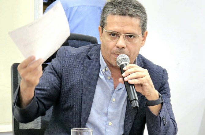  Alexandre Vasconcellos retira projeto da pauta e aguarda Executivo sobre jornada de trabalho de profissionais da enfermagem