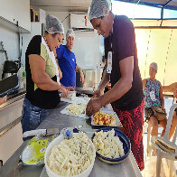 Rota Rural em Lad&aacute;rio capacita produtores do Assentamento 72 para queijaria e compotas