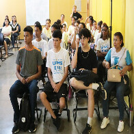 Para discutir racismo e xenofobia, Moinho Cultural promove j&uacute;ri simulado com crian&ccedil;as e adolescentes