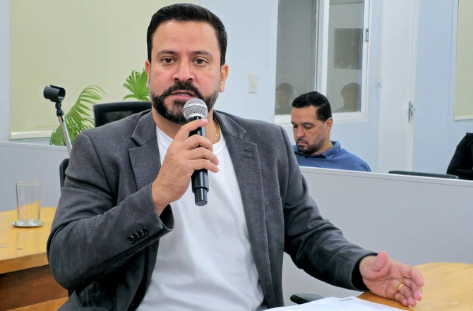 Elinho Junior obra servi&ccedil;os de manuten&ccedil;&atilde;o e melhorias da ilumina&ccedil;&atilde;o da Rodovia Ram&atilde;o Gomes