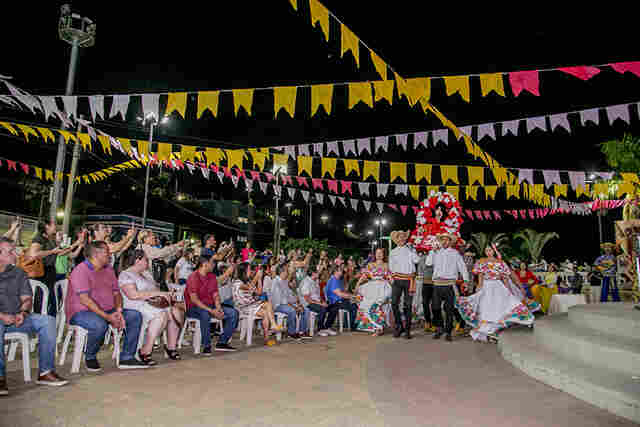 Arraial do Banho de S&atilde;o Jo&atilde;o ser&aacute; de 21 a 23 de junho; prefeito destaca import&acirc;ncia da festa