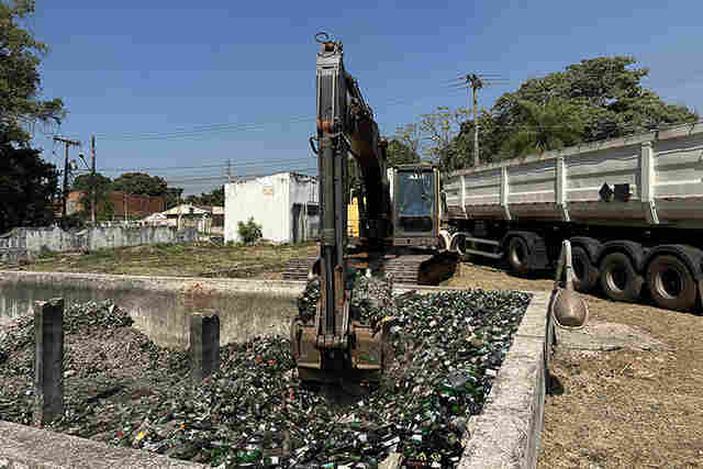 Com coleta 35 toneladas de vidros, Semana do Meio Ambiente destaca import&acirc;ncia da reciclagem