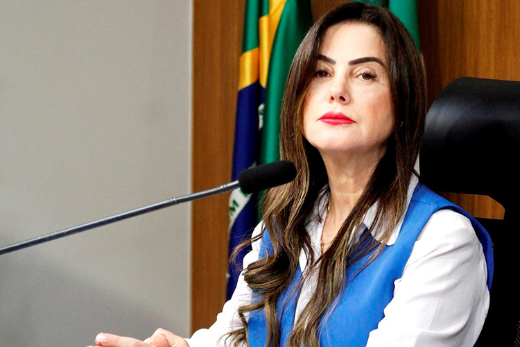 Uso regulamentado de produtos de Cannabis para tratamento de doenças passa na CCJR na Alems