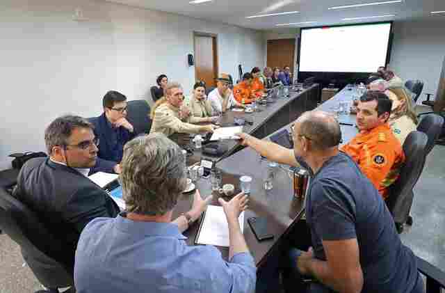 Governo de MS e Minist&eacute;rio do Meio Ambiente alinham a&ccedil;&otilde;es para ampliar combate aos inc&ecirc;ndios no Pantanal