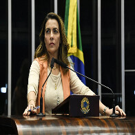 Soraya Thronicke quer que int&eacute;rprete de aborto no Senado encene um estupro