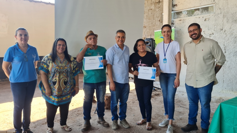 Encerramento da oficina "Do lixo ao Luxo" tem entrega dos certificados