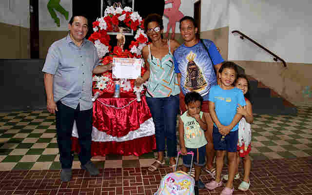 Prefeitura entrega certifica&ccedil;&atilde;o de agente cultural para 98 festeiros de S&atilde;o Jo&atilde;o