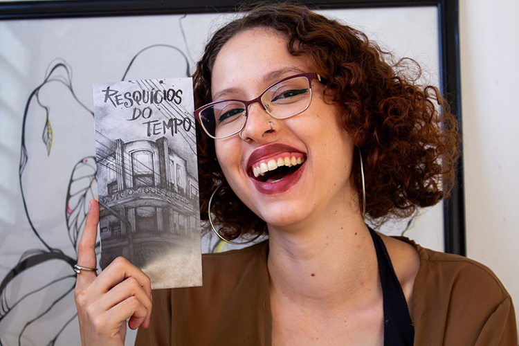 Artista lan&ccedil;a cartilha com desenhos de lugares hist&oacute;ricos para preservar hist&oacute;ria da Capital
