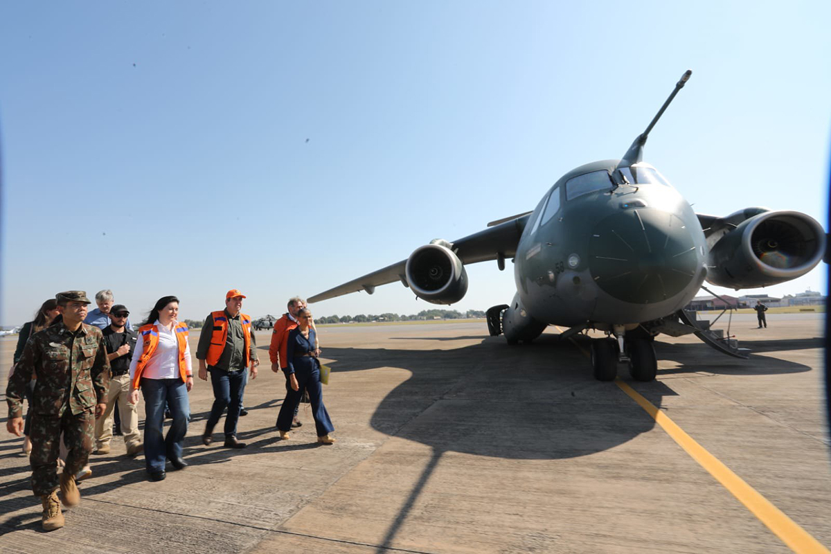 Pela 1ª vez, aeronave com 12 mil litros será usada no Pantanal; governo garante que não faltarão recursos
