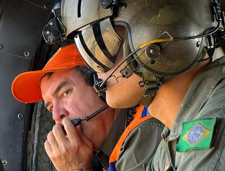 Pela 1&ordf; vez, aeronave com 12 mil litros ser&aacute; usada no Pantanal; governo garante que n&atilde;o faltar&atilde;o recursos