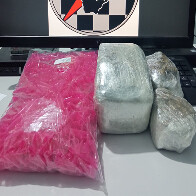 Durante atendimento de medida protetiva, PM apreende 615 gramas de maconha em Corumb&aacute;