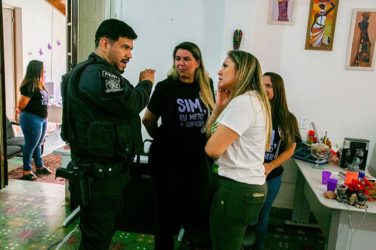 Nos 5 anos da Patrulha Maria da Penha, prefeito destaca import&acirc;ncia do servi&ccedil;o 