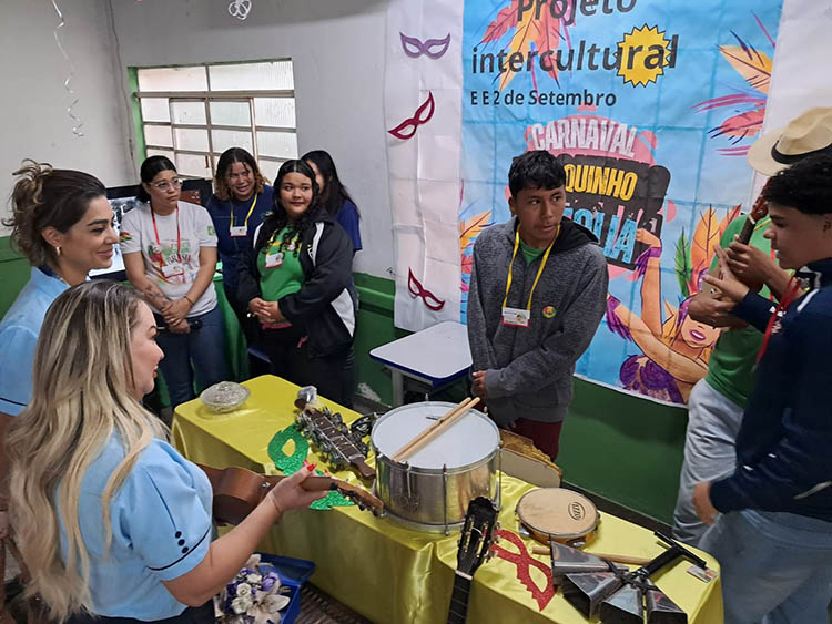 Em Lad&aacute;rio, EE 2 de Setembro desenvolveu &lsquo;Projeto Intercultural Brasil e Bol&iacute;via&rsquo;