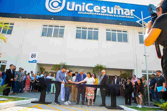 Prefeito Marcelo Iunes participa de inaugura&ccedil;&atilde;o da sede da Unicesumar em Corumb&aacute;