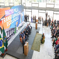 Chefes de Poderes assinam pacto sobre transforma&ccedil;&atilde;o ecol&oacute;gica