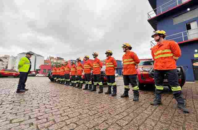 Bombeiros ga&uacute;chos est&atilde;o a caminho de MS para ajudar no combate aos inc&ecirc;ndios florestais