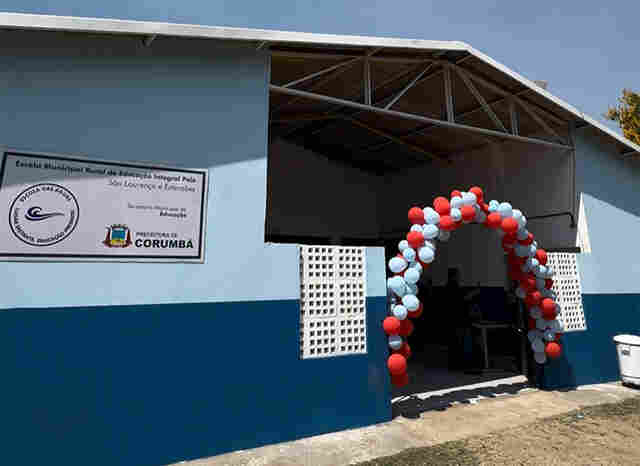 Prefeitura de Corumb&aacute; entrega escola constru&iacute;da no Aterro do Binega, no Alto Pantanal