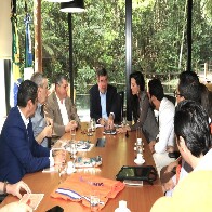 Governo de MS discute parcerias para levar benef&iacute;cios aos ribeirinhos do Pantanal