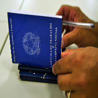 Desemprego cai para 6,8% no trimestre encerrado em julho &eacute; a menor taxa para um trimestre fechado em julho desde 2012