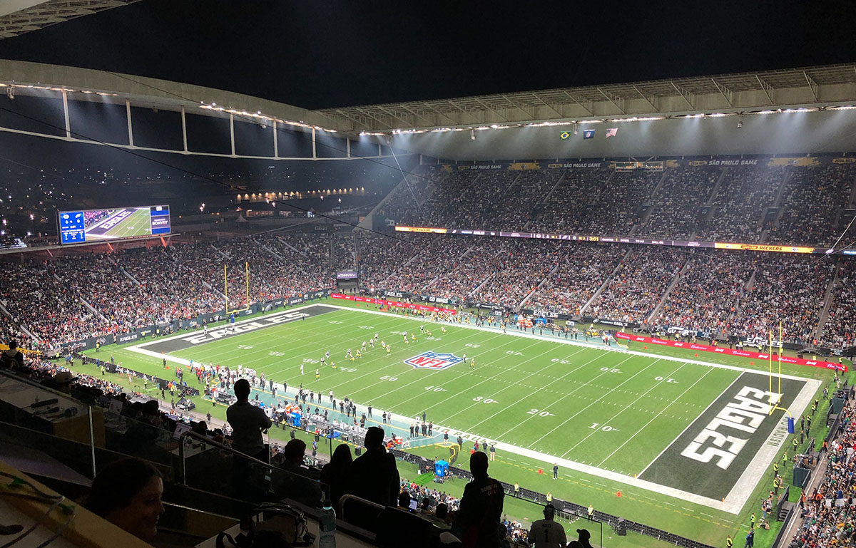 NFL no Brasil: 7 comportamentos mostram jeito diferente de torcer