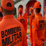 Novo fardamento do Corpo de Bombeiros facilita a identifica&ccedil;&atilde;o e garante mais prote&ccedil;&atilde;o aos militares