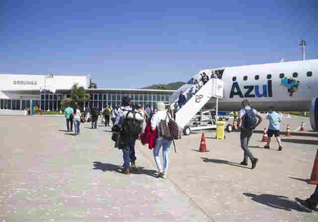 Situa&ccedil;&atilde;o financeira da Azul &eacute; &ldquo;insustent&aacute;vel&rdquo;, diz ag&ecirc;ncia