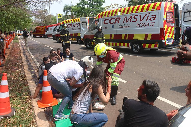 CCR MSVia realiza simula&ccedil;&atilde;o de grande acidente com 4 ve&iacute;culos e m&uacute;ltiplas v&iacute;timas 