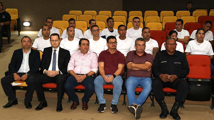 Curso de Forma&ccedil;&atilde;o para novos Guardas Municipais inicia hoje, Dia Nacional da Guarda