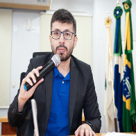 Vereador Allex Dellas pede informa&ccedil;&otilde;es sobre as obras do novo campo de futebol do Cravo Vermelho