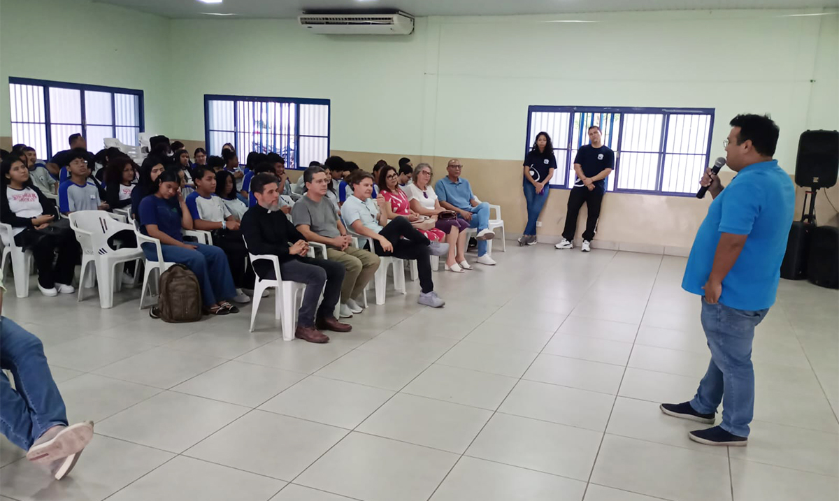 Prefeito eleito Doutor Gabriel e Bia Cavassa visitam Asilo São José e Cidade Dom Bosco