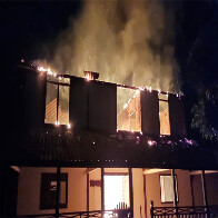 Sede de fazenda na regi&atilde;o da Nhecol&acirc;ndia fica destru&iacute;da por inc&ecirc;ndio