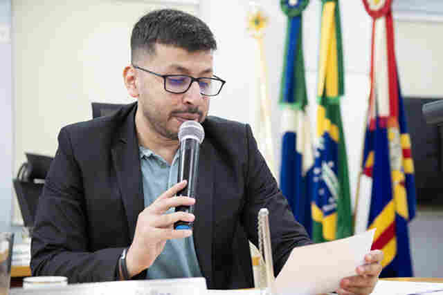 Allex Dellas solicita recupera&ccedil;&atilde;o de alameda no Bairro Cristo Redentor
