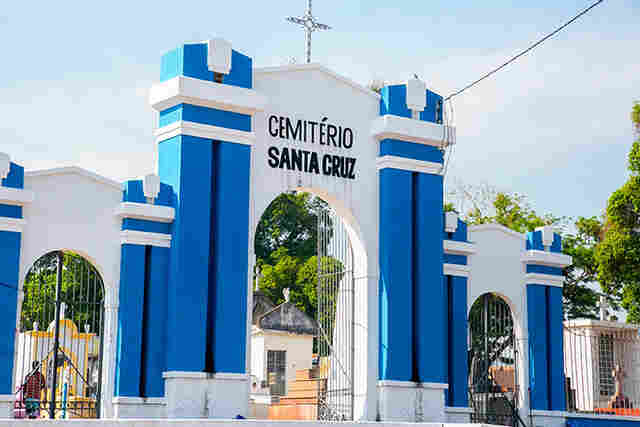 Dia de Finados: Prefeitura refor&ccedil;a servi&ccedil;os de manuten&ccedil;&atilde;o e reparos nos cemit&eacute;rios de Corumb&aacute;