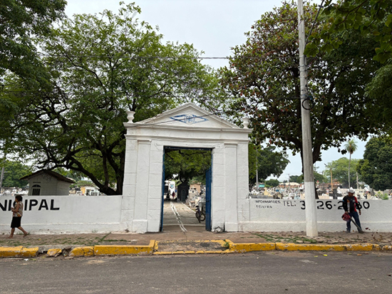 Cemitério Municipal de Ladário terá horário especial e programação de missas no Dia de Finados