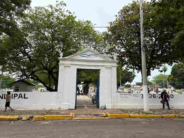Cemit&eacute;rio Municipal de Lad&aacute;rio ter&aacute; hor&aacute;rio especial e programa&ccedil;&atilde;o de missas no Dia de Finados 