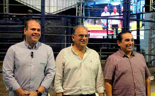 Na abertura da FEAPAN, prefeito destaca import&acirc;ncia da pecu&aacute;ria para economia de Corumb&aacute;
