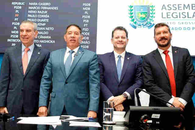 Mesa Diretora da ALEMS &eacute; reeleita por unanimidade para o pr&oacute;ximo bi&ecirc;nio