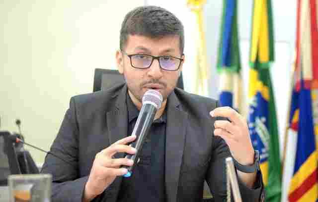 Allex busca informa&ccedil;&otilde;es sobre a&ccedil;&otilde;es voltadas ao Novembro Azul