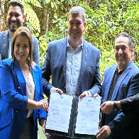 Em parceria com Uni&atilde;o e Estado, prefeito formaliza constru&ccedil;&atilde;o de 181 casas em Corumb&aacute;